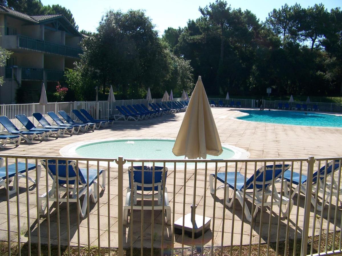 Jolie Petite Maison A Vieux Boucau Avec Piscine Chauffee - Domaine Du Golf De Pinsolle سوستون المظهر الخارجي الصورة